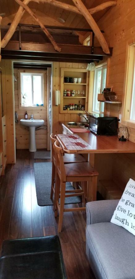 فيلا A Tiny Escape Roberts Creek المظهر الخارجي الصورة